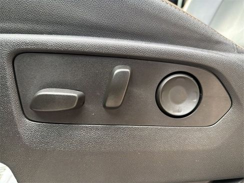 Used 2023 GMC Yukon AT4 w/ AT4 Premium Plus Package image 12