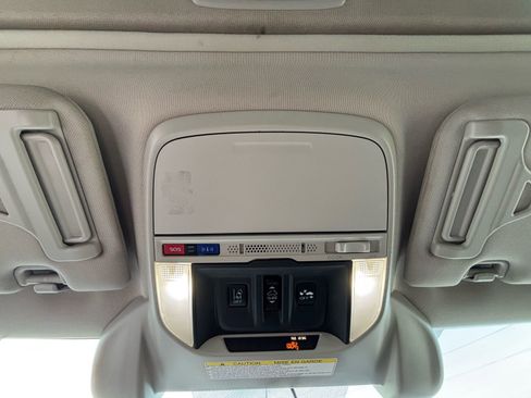 Used 2021 Subaru Forester Premium image 15