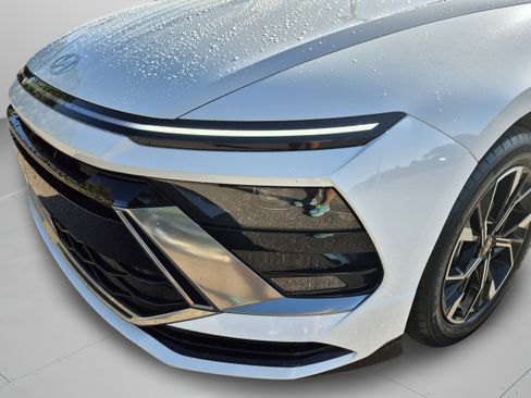 Certified 2024 Hyundai Sonata SEL FWD image 32