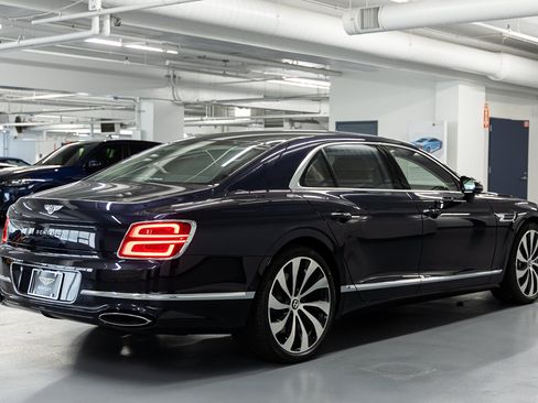New 2026 Bentley Flying Spur Plug-In Hybrid AWD/4WD image 5