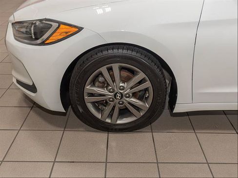 Used 2018 Hyundai Elantra SEL w/ Cargo Package FWD image 6