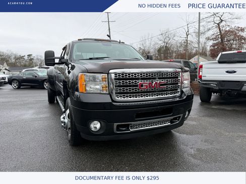 Used 2014 GMC Sierra 3500 Denali image 8