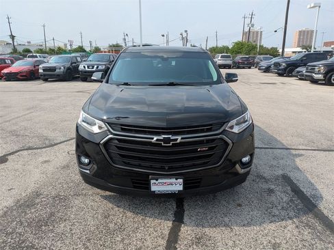 Used 2020 Chevrolet Traverse RS image 9