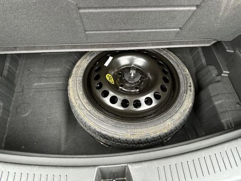 Certified 2022 Buick Encore GX Select image 29