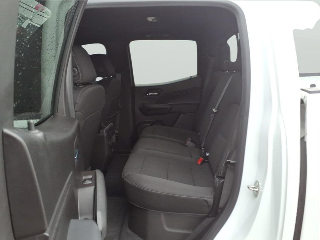 Used 2023 Chevrolet Colorado LT w/ LT Convenience Package II RWD image 31