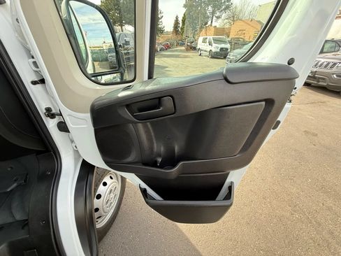 Used 2021 RAM ProMaster 2500 FWD image 26