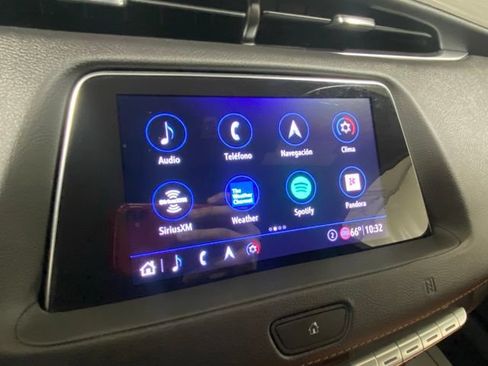 Used 2020 Cadillac XT4 Premium Luxury AWD/4WD image 18