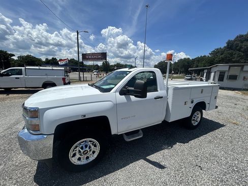 Used 2015 Chevrolet Silverado 3500 W/T image 1