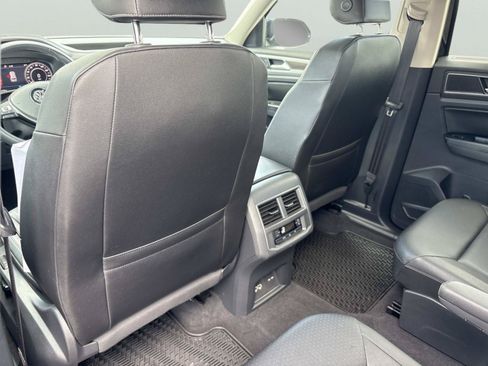 Used 2019 Volkswagen Atlas SEL FWD image 14