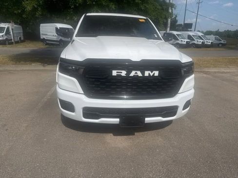 Used 2025 RAM 1500 Big Horn AWD/4WD image 13