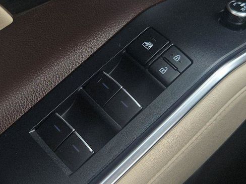 Certified 2020 Toyota Highlander Limited AWD/4WD image 28