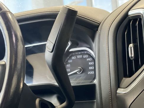 Used 2020 GMC Sierra 1500 AT4 w/ AT4 Premium Package AWD/4WD image 23