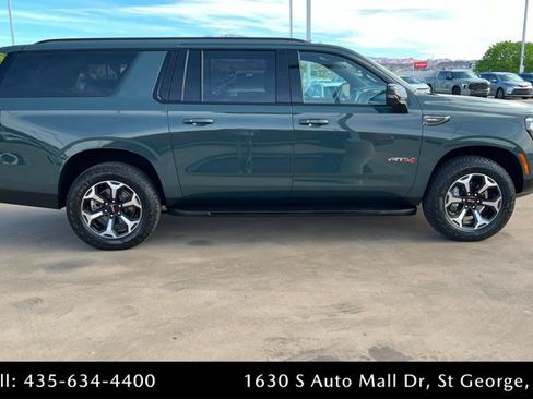 Used 2026 GMC Yukon XL AT4 AWD/4WD image 6