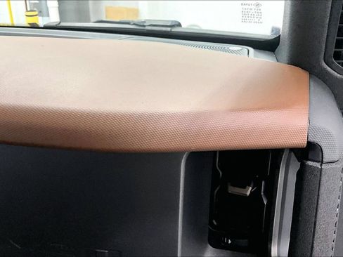 Used 2024 Ford Bronco Outer Banks AWD/4WD image 16