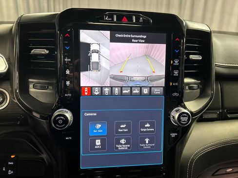 Used 2024 RAM 2500 Limited image 18