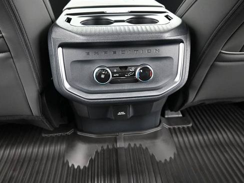Certified 2026 Ford Expedition Active AWD/4WD image 12