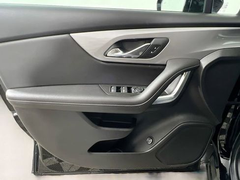 Used 2024 Chevrolet Blazer LT image 31