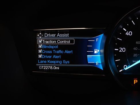 Used 2017 Ford Explorer Limited w/ Equipment Group 301A AWD/4WD image 22