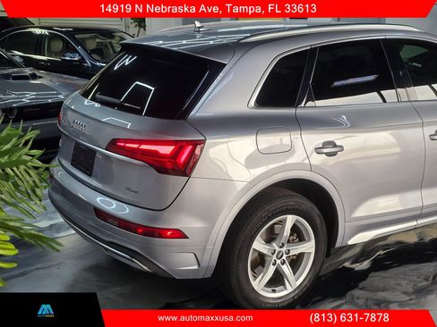 Used 2021 Audi Q5 2.0T Premium w/ Convenience Package AWD/4WD image 9