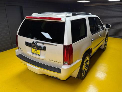 Used 2012 Cadillac Escalade Platinum image 58