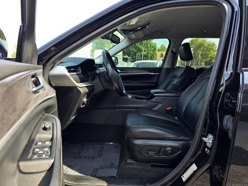 Used 2022 Jeep Grand Cherokee L Limited image 20