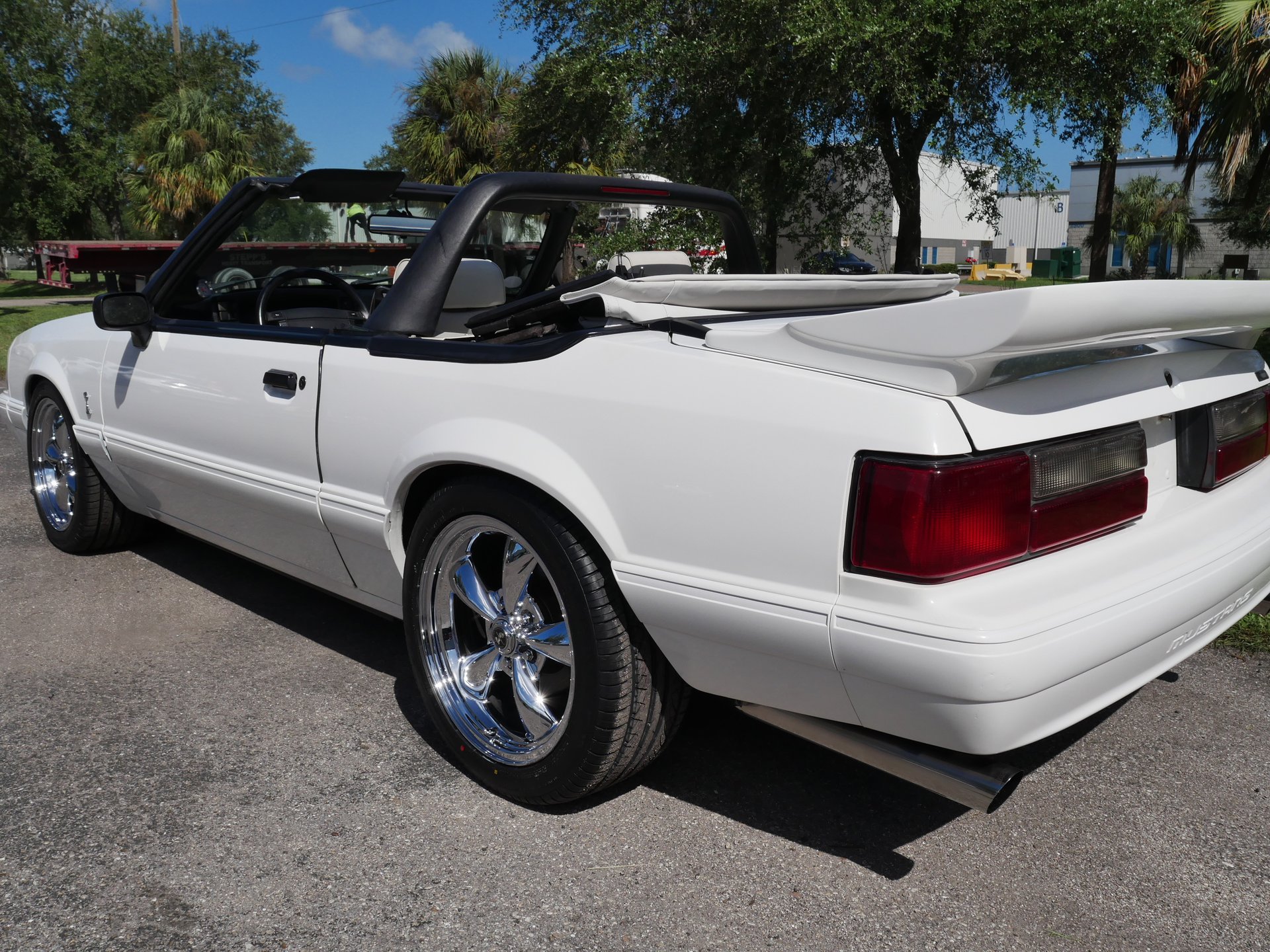 Used 1993 Ford Mustang LX RWD image 46