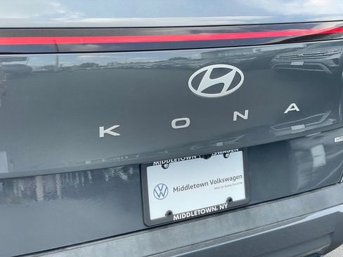 Used 2025 Hyundai Kona SEL AWD/4WD image 30