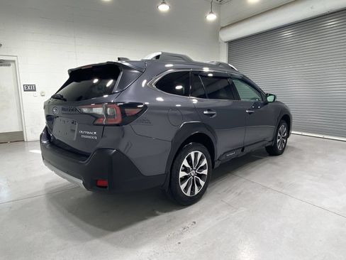 Certified 2025 Subaru Outback Touring XT w/ Tech Package 2 AWD/4WD image 8