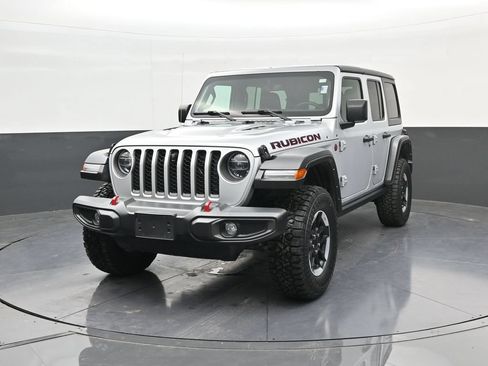 Used 2022 Jeep Wrangler Unlimited Rubicon w/ LED Lighting Group AWD/4WD image 3