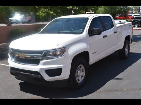 Used 2020 Chevrolet Colorado W/T w/ WT Convenience Package AWD/4WD image 3