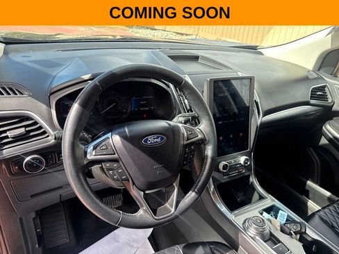 Certified 2024 Ford Edge Titanium image 13