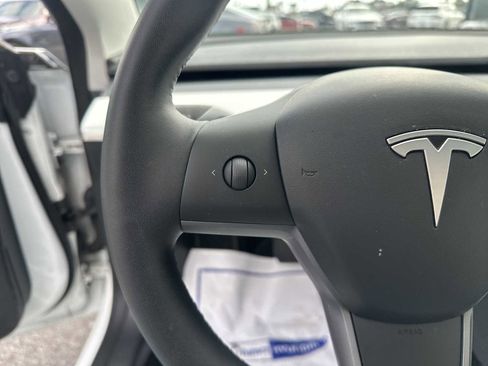 Used 2020 Tesla Model 3 Long Range image 19