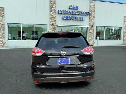 Used 2014 Nissan Rogue SL AWD/4WD image 3