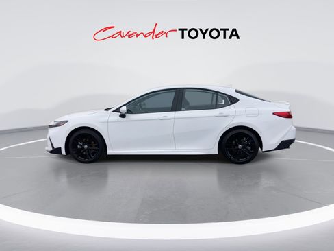 Certified 2026 Toyota Camry SE image 5