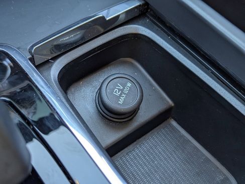 Used 2024 Volvo S60 B5 Core image 22