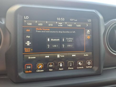 Used 2023 Jeep Wrangler Unlimited Sport AWD/4WD image 7