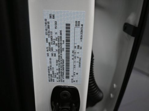 Used 2025 Ford F150 Lariat w/ Equipment Group 501A Mid image 19