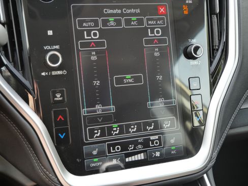 Used 2024 Subaru Outback Premium image 21