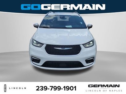 Used 2023 Chrysler Pacifica Pinnacle