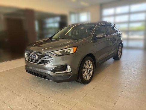 Certified 2022 Ford Edge Titanium AWD/4WD image 4