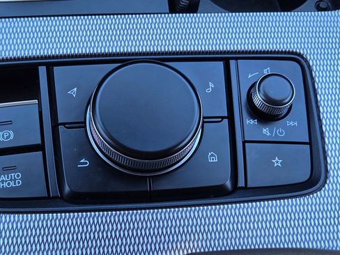 Certified 2024 MAZDA CX-90 Plug-In Hybrid w/ Preferred AWD/4WD image 30