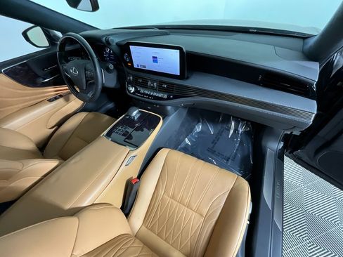 Used 2023 Lexus LS 500 image 19