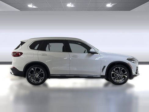 Certified 2022 BMW X5 sDrive40i w/ Parking Assistance Package RWD image 7
