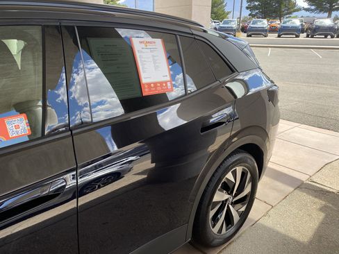 Certified 2023 Volkswagen ID.4 Pro RWD image 54