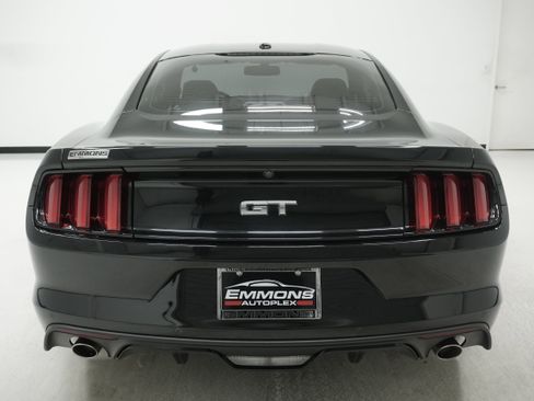 Used 2017 Ford Mustang GT Premium w/ Equipment Group 401A RWD image 5