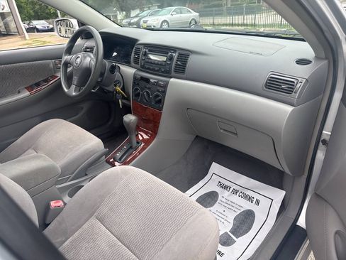Used 2005 Toyota Corolla LE w/ Audio Value Pkg FWD image 15
