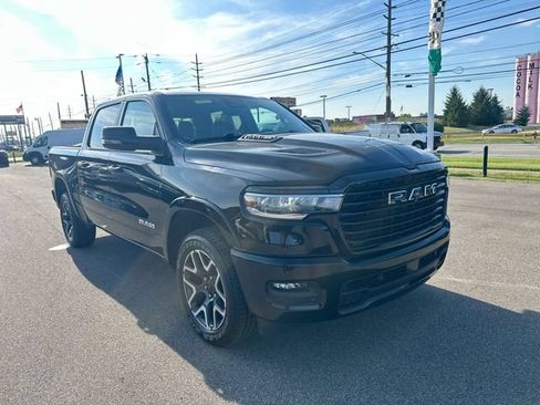 Used 2025 RAM 1500 Laramie w/ Sport Appearance Package AWD/4WD image 11
