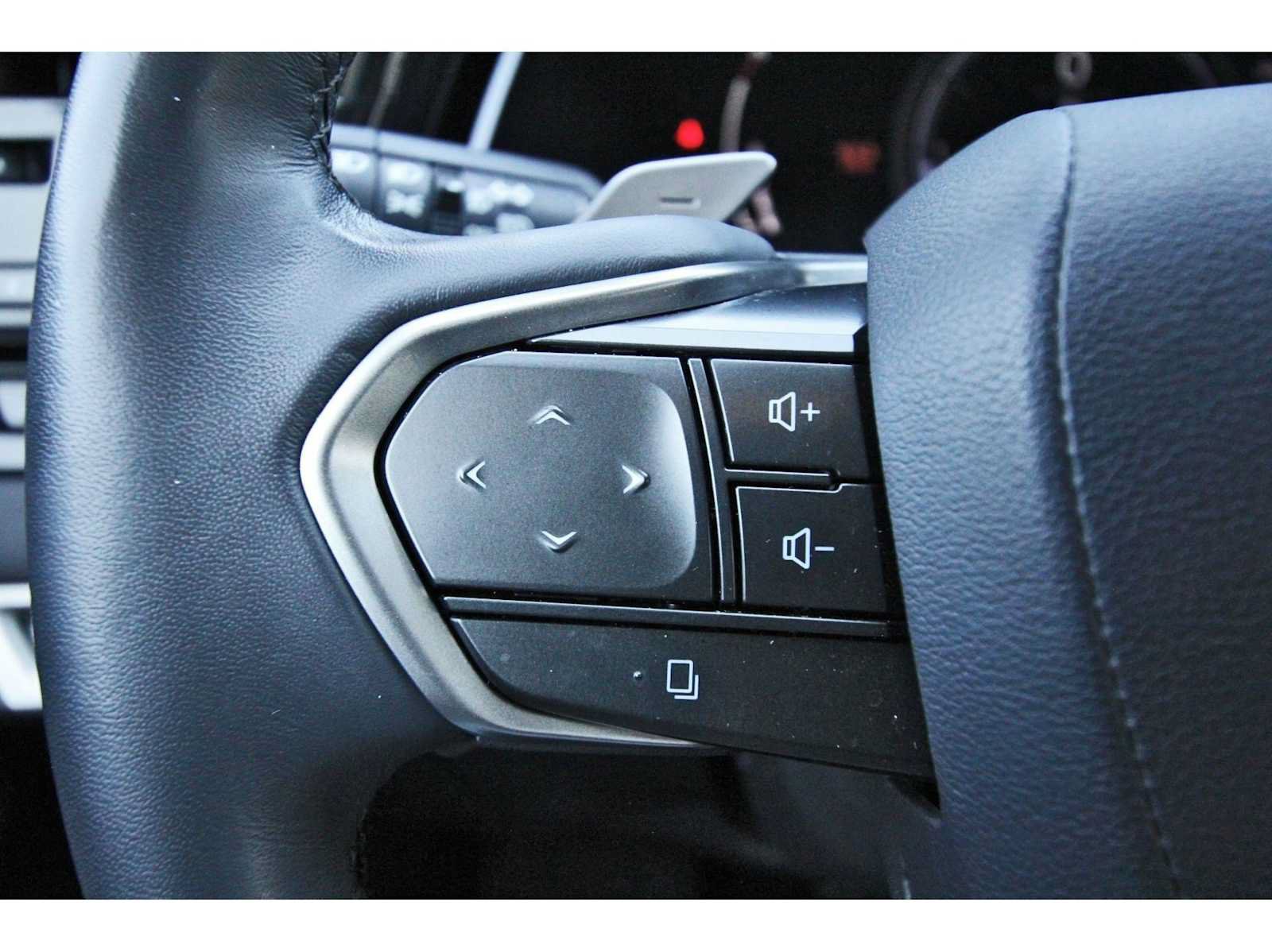 Used 2023 Lexus RX 350 FWD w/ Cold Area Package image 14
