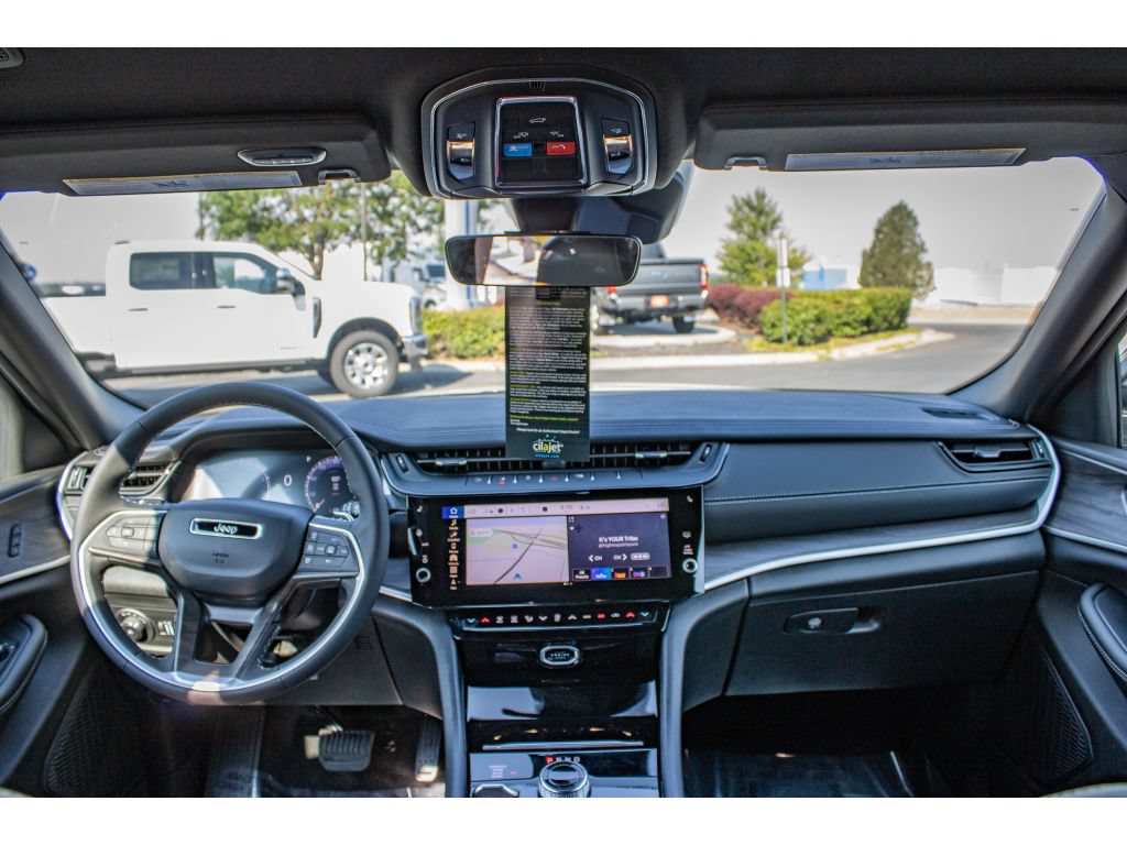 New 2026 Jeep Grand Cherokee Limited AWD/4WD image 21