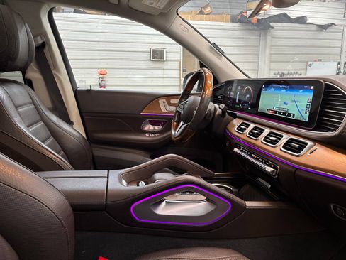 Used 2020 Mercedes-Benz GLS 450 4MATIC image 29